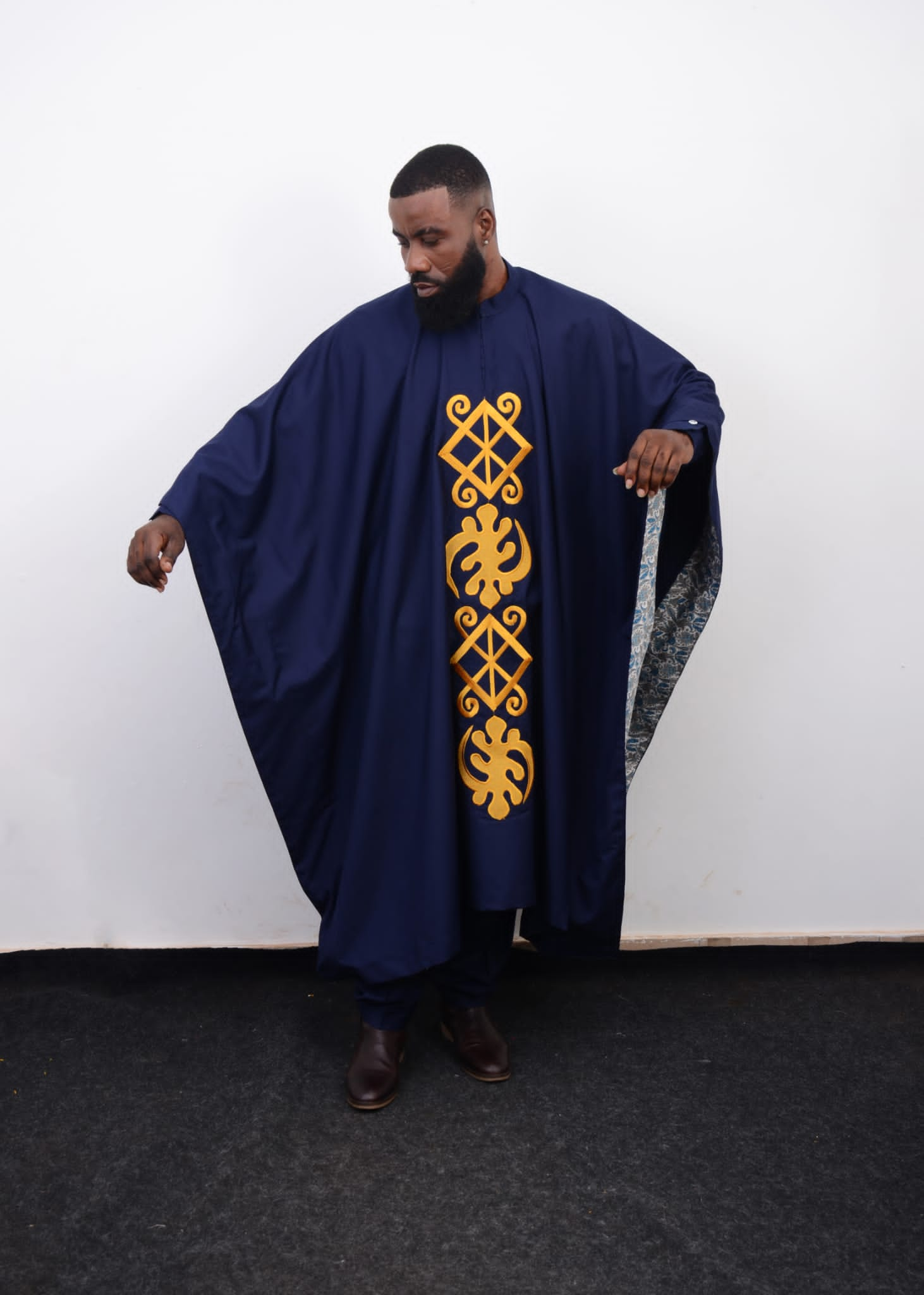 Abbiexpress AFRICAN'S MEN'S WEAR M AFRICAN MEN AGBADA EMBROIDERY