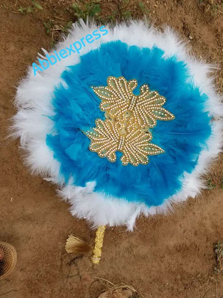 Abbiexpress Bridal white, blue and gold fan