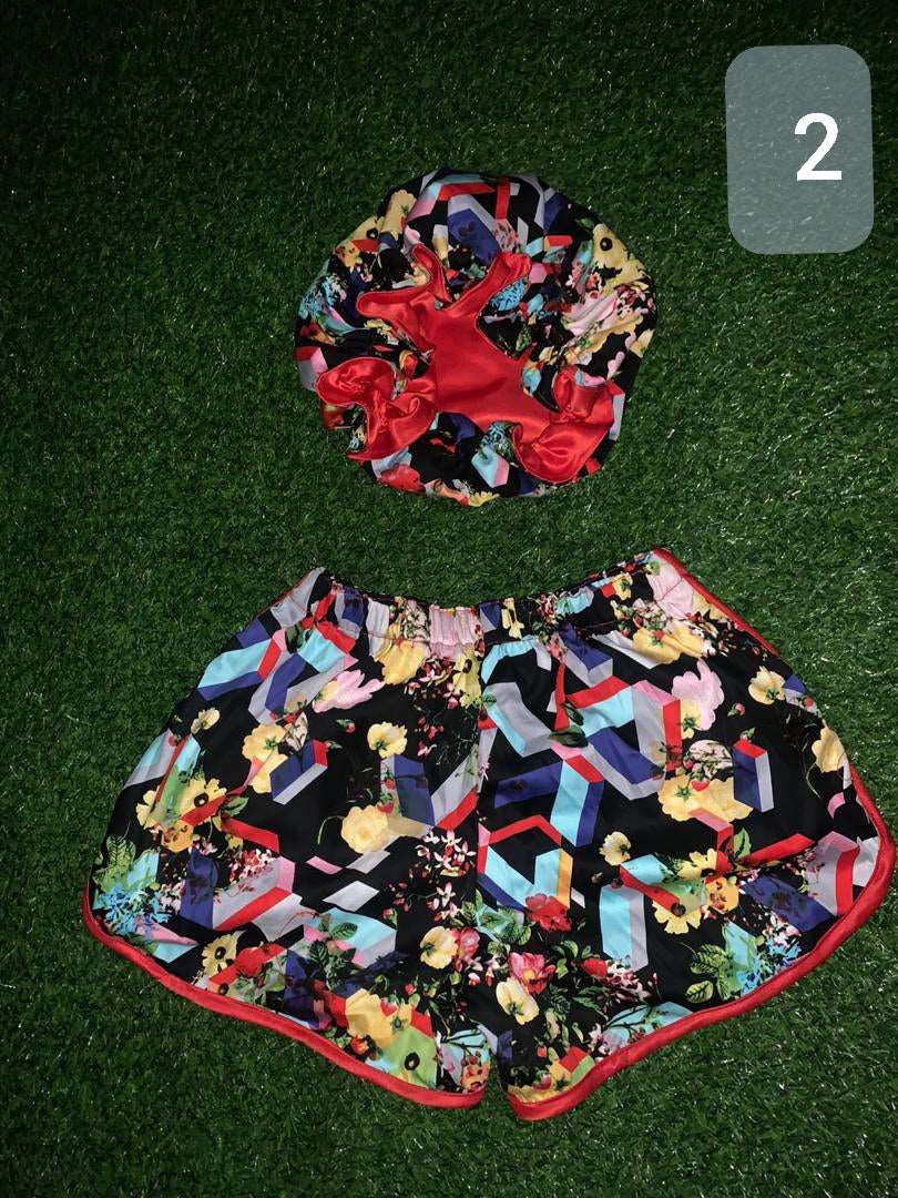 Abbiexpress Matching bonnet and shorts (Wholesale)